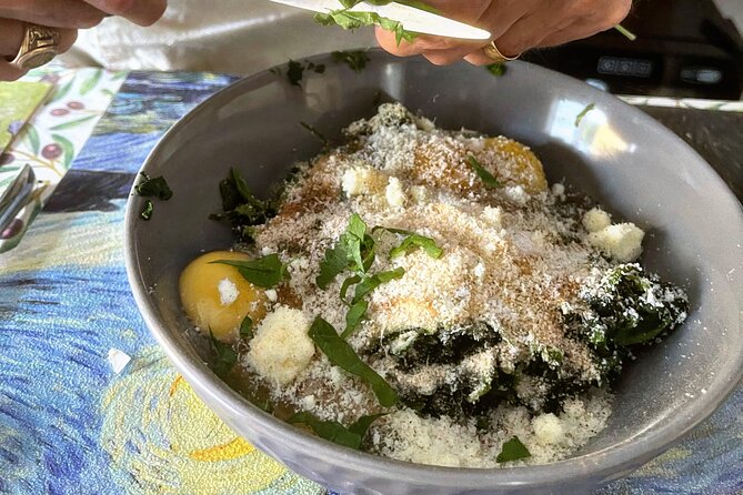3.5 Hours Fresh Pasta and Tiramisù Cooking Class with Meal - Finding Via Chiassi, 69