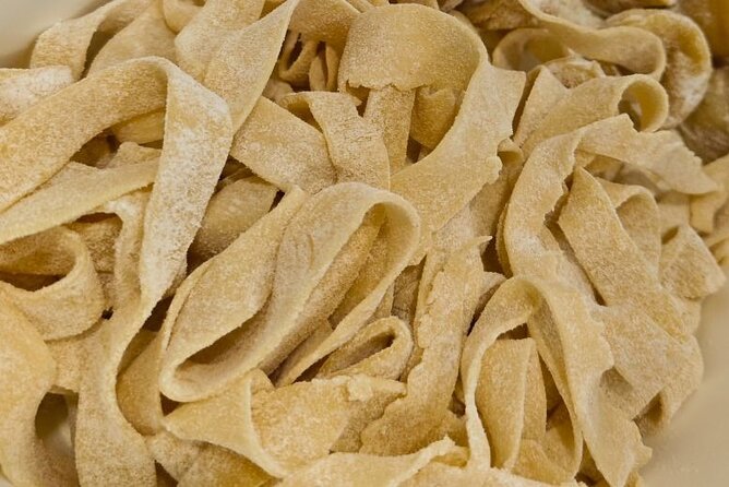 3 Hour Sicilian Cooking Class on Fresh Pasta in Catania - Key points at a glance