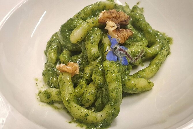 4 Hours Fresh pasta, sun and lake view - Dietary needs and what to clarify