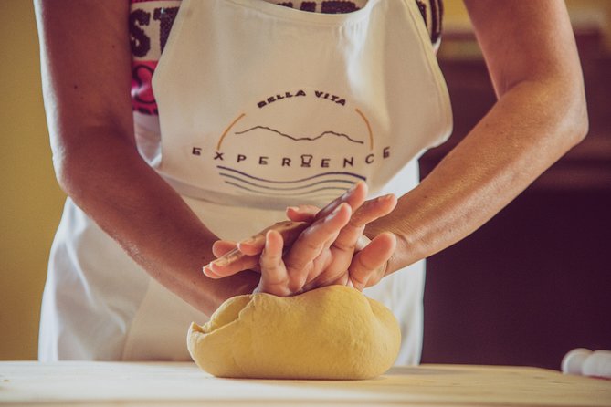 Abruzzo Traditional Pasta Making with 85y old local Grandma - Why pasta alla chitarra matters in Abruzzo