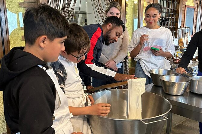 Amalfi Coast Cooking Class: Make Pasta, Mozzarella & Tiramisu - The farmhouse tour and the mountain view
