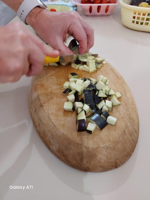 Amalfi: cookingclass whit mozzarella, tiramisù and pasta - What the 4.9 Rating Suggests