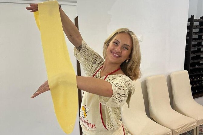 Amalfi: lezione di cucina su pasta, mozzarella e tiramisù - Why this cooking class is different from a standard food tour