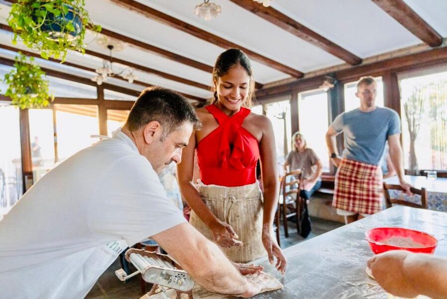 Amalfi: Mozzarella, Fettuccine, and Tiramisù Cooking Class - Key points to know before booking