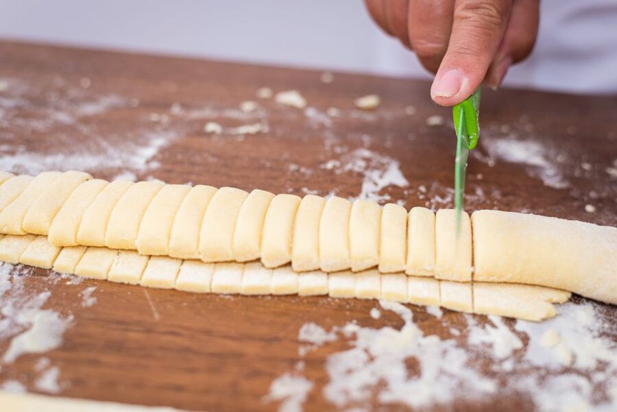 Asti: Pasta & Tiramisu Class at a Local's Home - Price, timing, and practical planning
