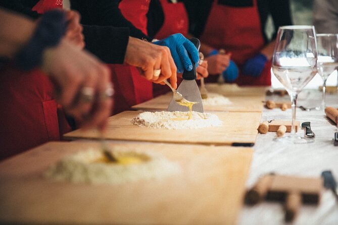 Authentic Italian Pasta Making Class in Rome - Key points at a glance