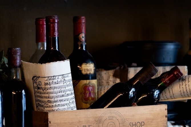 Authentic Pasta and Tiramisu with Unlimited Wine in Florence - Arriving on Via delle Ruote