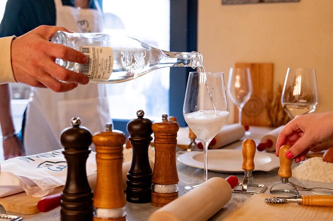 Authentic Pasta and Tiramisu with Unlimited Wine in Florence - Starting with handmade pasta