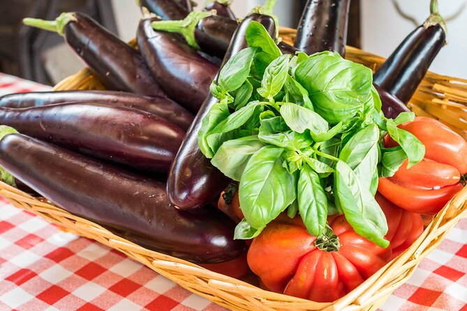 Authentic Pasta Cooking Class in Sorrento with Wine - How hands-on is the experience?