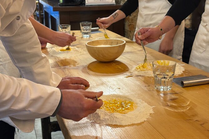 Authentic Pasta Making Class in Florence with a Local Chef - The chef makes the difference