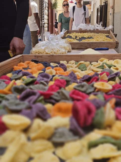 Bari: Pasta Experience Walking Tour - Eating orecchiette with sauce and wine