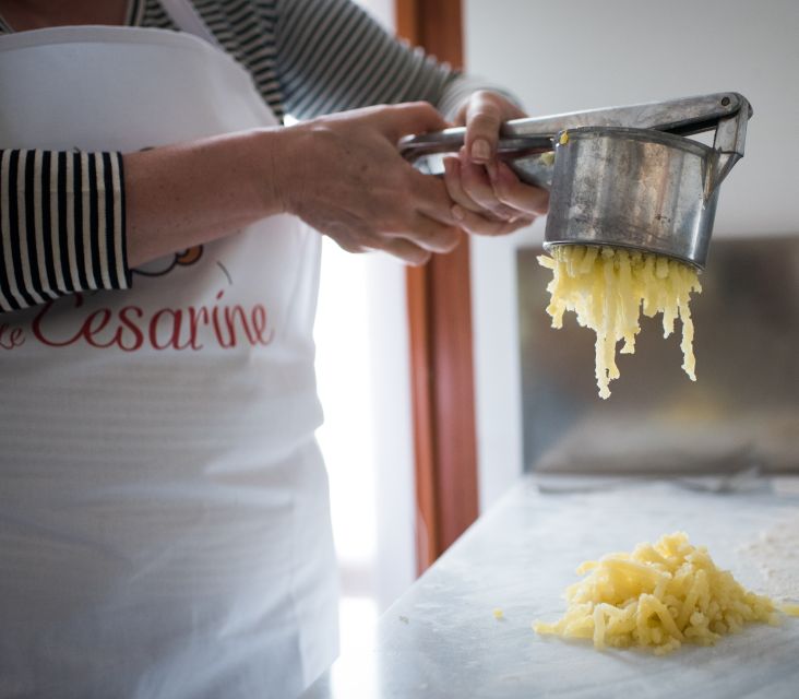 Bari: Pasta & Tiramisu Class at a Local's Home - What the strongest host experiences add