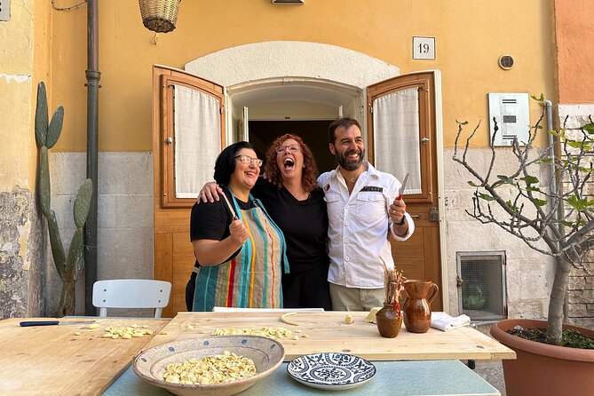 Bari Walking Tour with Pasta Experience - Key things to know before booking
