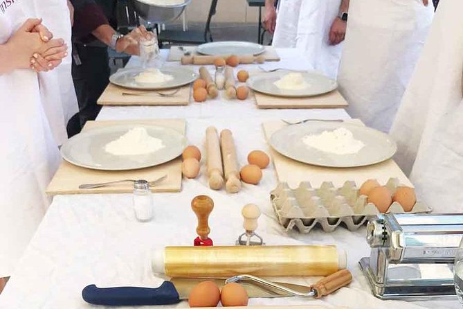 Become a Masterchef in Rome: Pasta, Ravioli and Tiramisù Class - The chefs make the difference