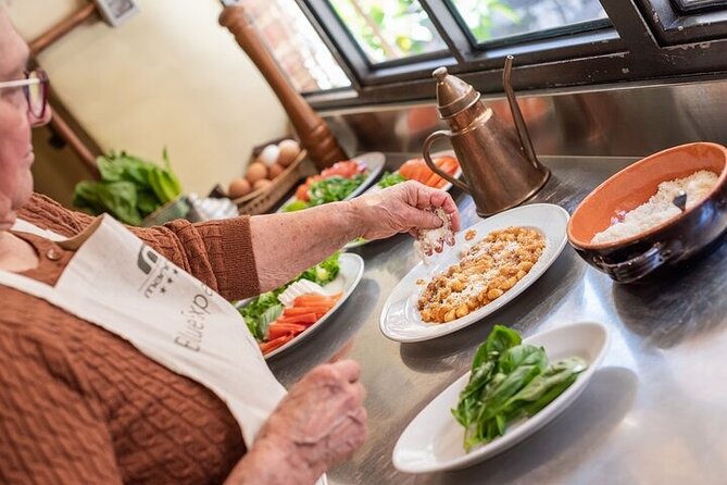 Blue Experience - Cooking Lesson " Make Pasta , Live Longer " - A Sardinian evening that begins with a ball of dough