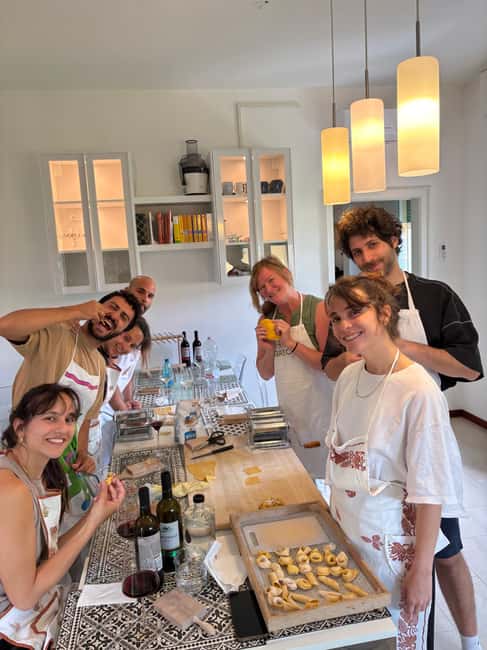 Bologna: 3 Pastas, Tiramisu and Unlimited Wine Tasting - What makes this Bologna class different