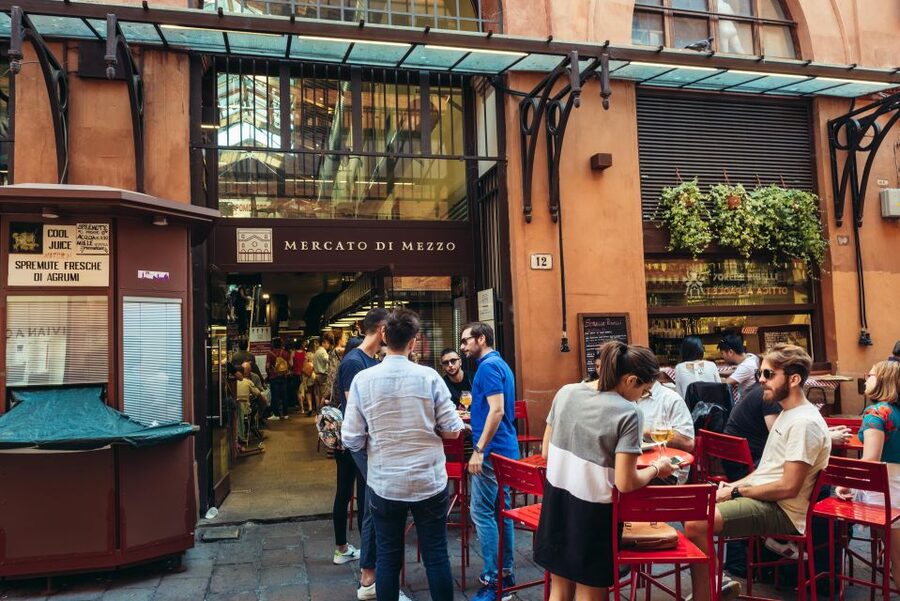Bologna: Food Tour with Pasta Tasting & Local Specialties - Who should book this Bologna food tour?