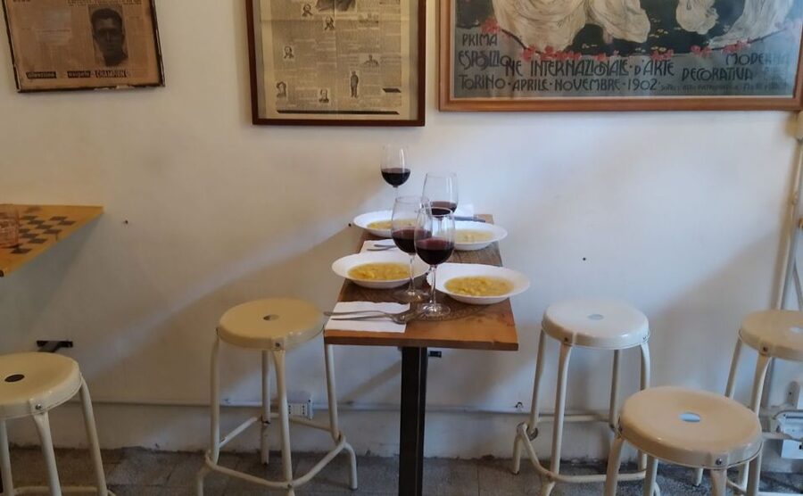 Bologna: Pasta Secrets Cooking Class with Local Expert - Who should book this class
