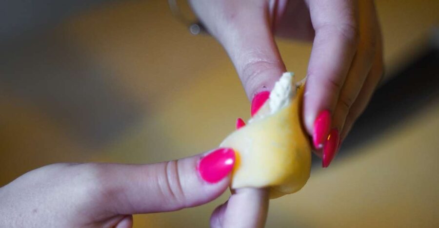 Bologna: Pasta Tagliatelle al Ragu Cooking Class with Wine - Making the dough by hand
