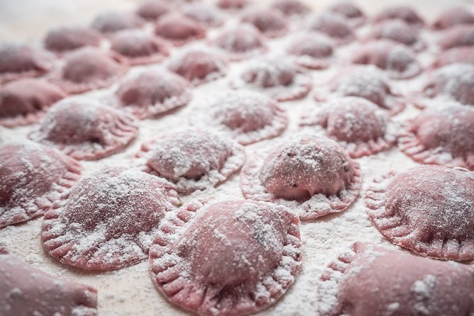 Bologna: Tagliatelle & Ragù Home Cooking Class with wine - Sorting out similar Bologna food experiences