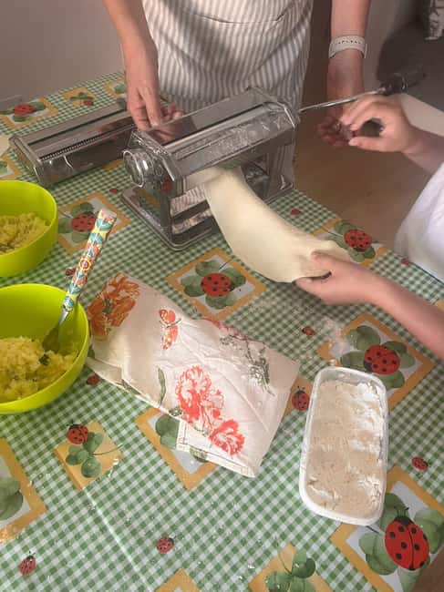 Cagliari Home Cooking Class: Pasta, Wine & Sardinian Flavors - Antipasti Before the Pasta