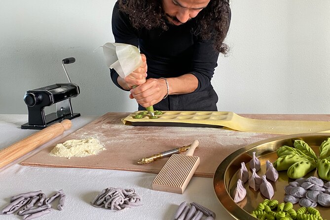 Cagliari: Pasta art Cooking Class with 3-Course Dinner - Who will enjoy this class most