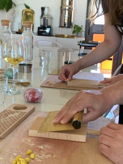 Cagliari: Pasta Cooking Class with 3-Course Dinner
