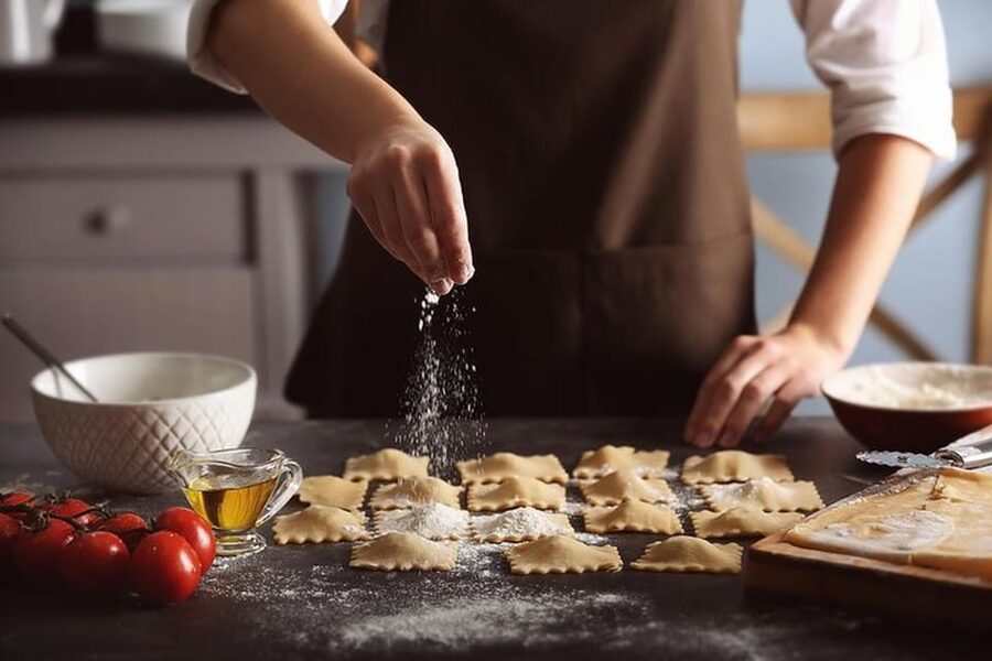 Catania: Pistachio Ravioli, Pasta Home Cooking Class w/ Wine - Key details before you book