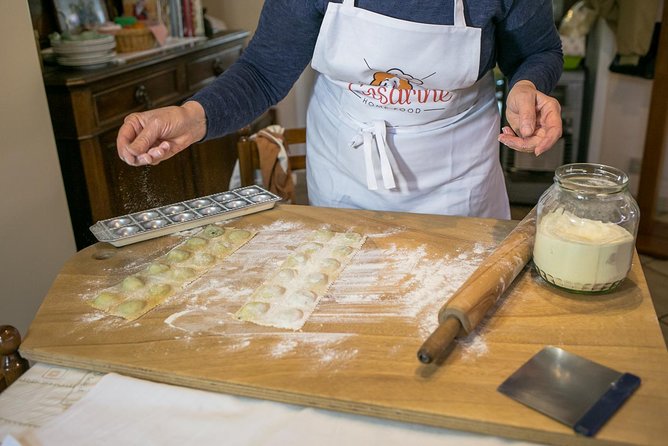 Cesarine: Fresh Pasta Class at Local's Home in Montepulciano - Learning Tuscan customs through food