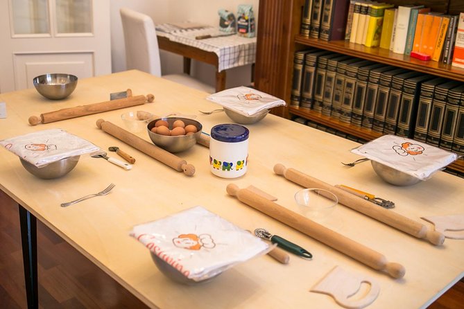 Cesarine: Fresh Pasta Class & Meal at Local's Home in Lucca - Making Tordelli Lucchese and other local pasta