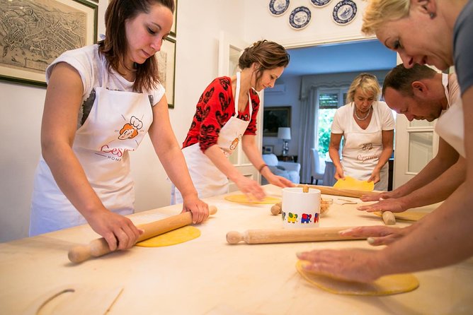 Cesarine: Pasta and Tiramisu class in Ischia - Arriving at an Ischia home for the class
