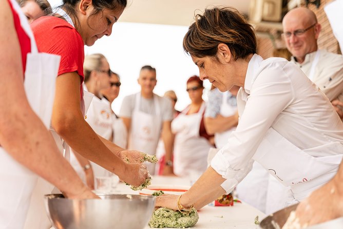 Cesarine: Small group Pasta and Tiramisu class in Bergamo - How much value do you get for $162.21?