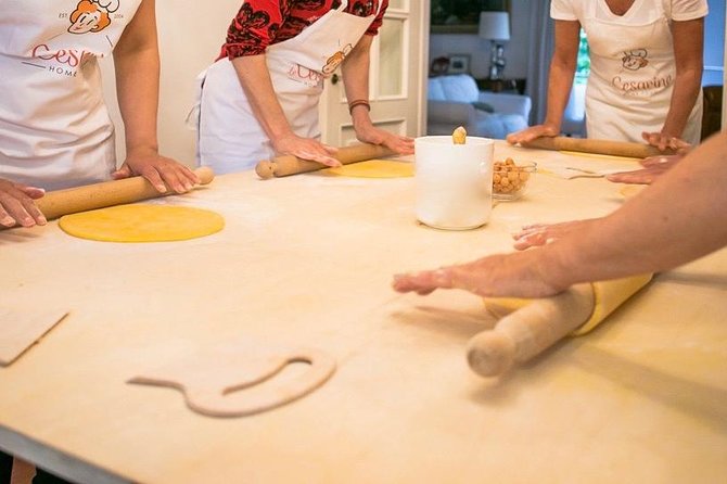 Cesarine: Small group Pasta and Tiramisu class in Bologna - Why a home kitchen changes the Bologna food lesson