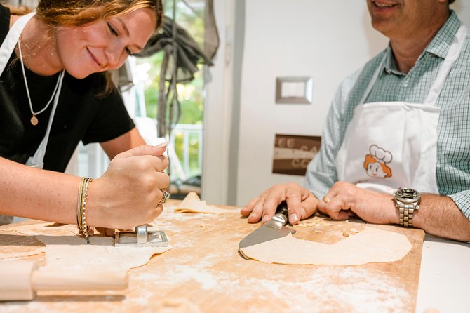 Cesarine: Small group Pasta and Tiramisu class in La Spezia - Important arrival advice for La Spezia
