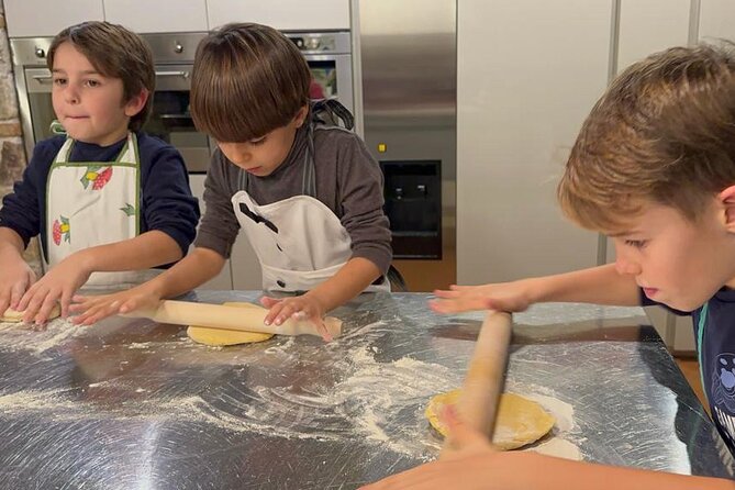 Cooking class : Fresh pasta and tiramisu for children in Milan - What your child actually does during the class