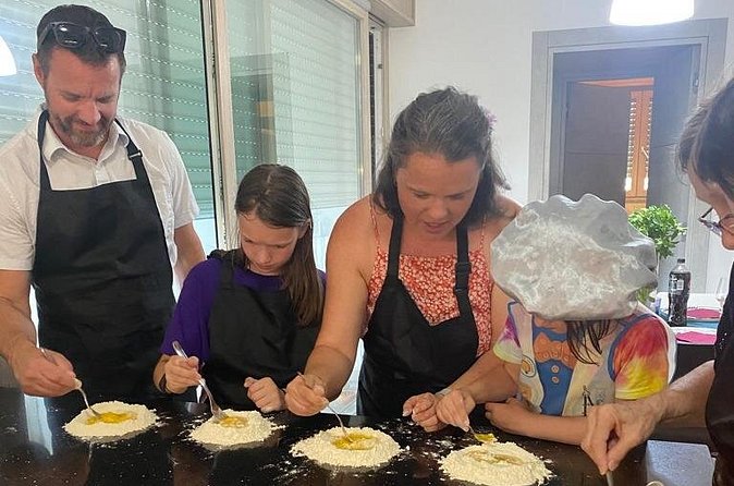 Cooking class : Fresh pasta and tiramisu for children in Milan - Appetizers while the pasta cooks