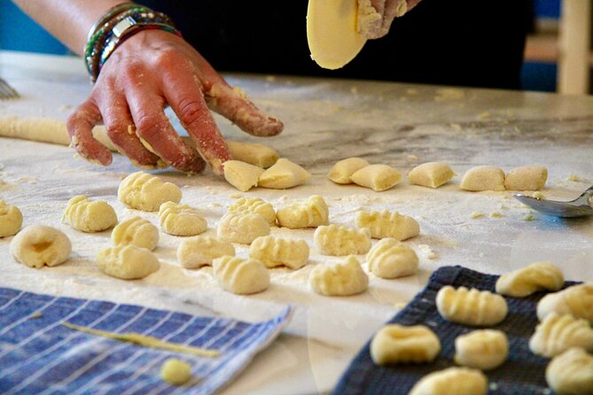 Cooking Class : Fresh pasta and TIRAMISÙ with Lake Garda wines - Vegetarian sauces and the meal at the end