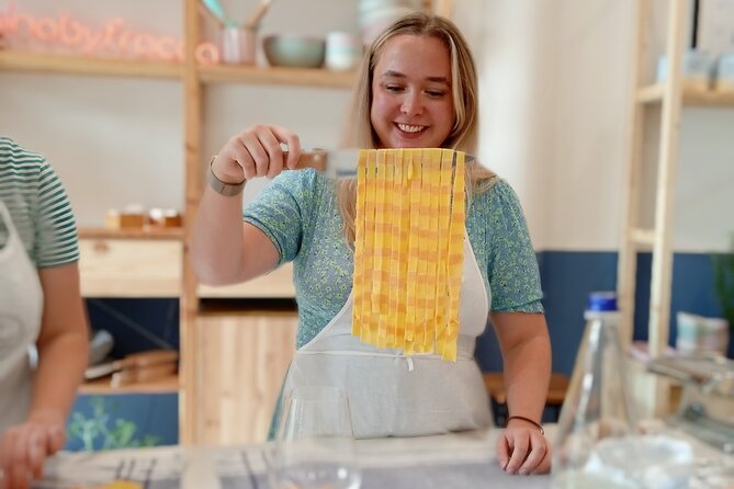 Cooking Class : Fresh pasta and TIRAMISÙ with Lake Garda wines - Making more than one pasta shape