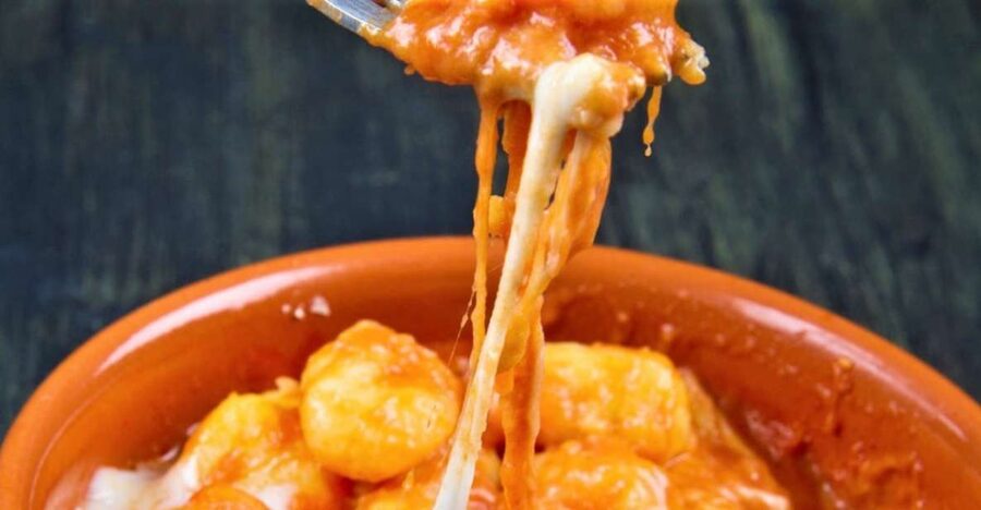 Cooking Class - Gnocchi like an Italian Grandma - Arriving at a local home in Naples