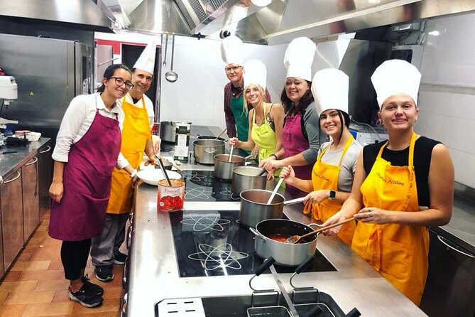 Cooking class with fresh pasta, meat and tastings of 4 wines - What this Siena cooking class is really like