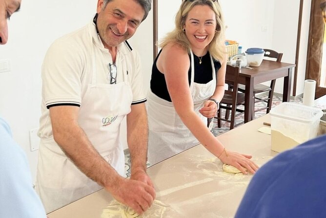 Cooking class with Pasta, mozzarella and Tiramisu with wine - Key points at a glance