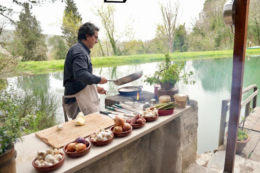 cooking pasta class - Why this Tuscan cooking class feels different