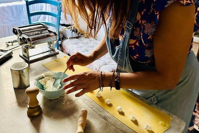 Dolce Vita by Day Market Tour & Pasta Making Class - Timing, meeting point, and cancellation rules
