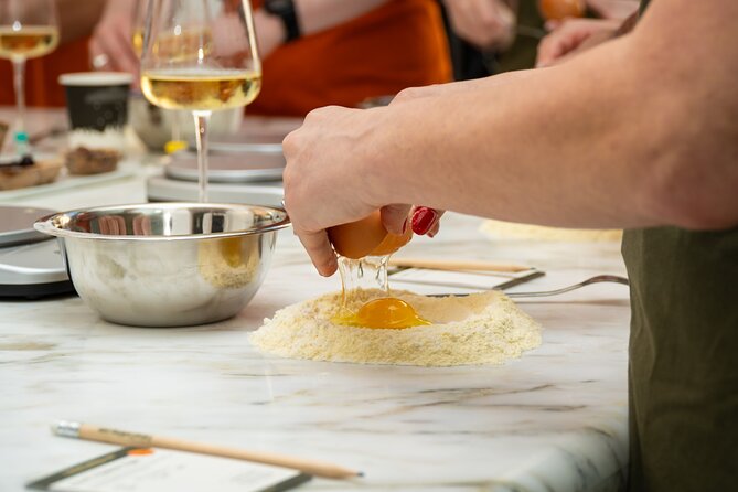 Farmer's Market and Pasta Making with Italian Wine - Should you book this experience?