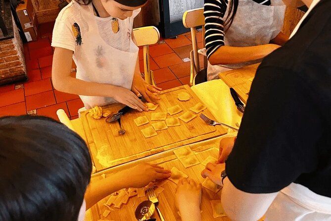 Fettuccine Pasta Cooking Class in Rome City Center - Booking, timing, and cancellation