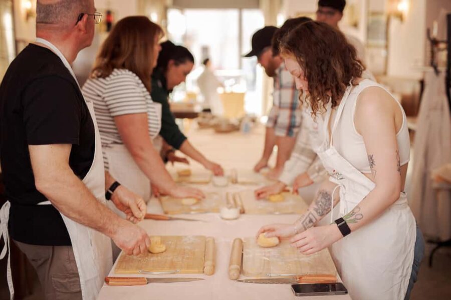 Fettuccine Pasta Cooking Class in Rome City Center - Who will enjoy this pasta class?
