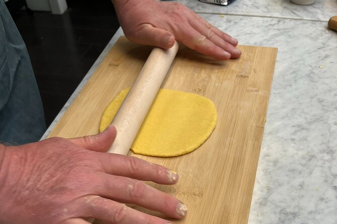Fettuccine Pasta & Tiramisu - A Roman cooking class with a useful two-hour plan