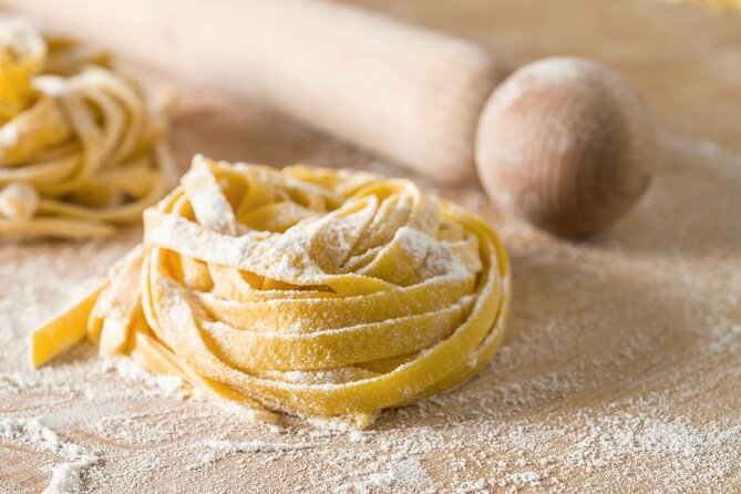 Fettuccine Ravioli and Tiramisu Cooking Class in Rome - Why this Rome cooking class works so well