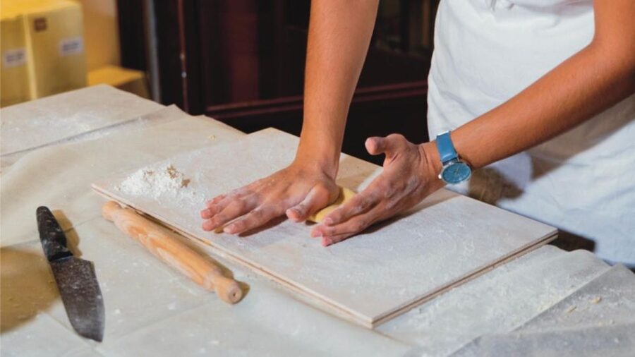 Fettuccine, Ravioli and Tiramisu Pasta Making in Rome - Should you book the pasta class?