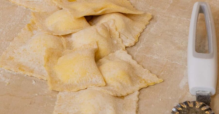 Fettuccine, Ravioli & Tiramisu Cooking Class in Rome - Key points to know before booking
